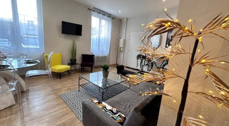 Beautiful holiday apartment | Pet-friendly in Reims