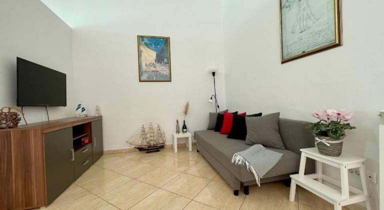 Holiday apartment with 2 rooms for 6 persons — photo 2