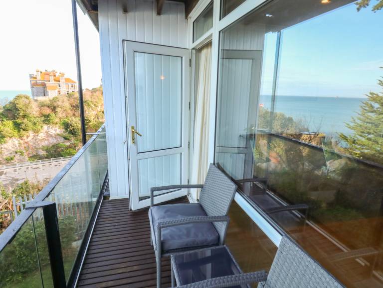 Family-oriented cottage | Beach view | Pet-friendly — photo 2