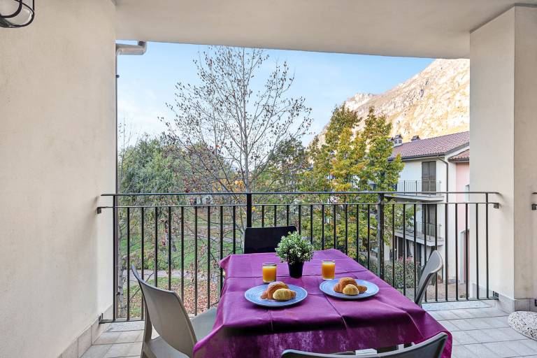 Rental apartment with yard | Mountain view — photo 2