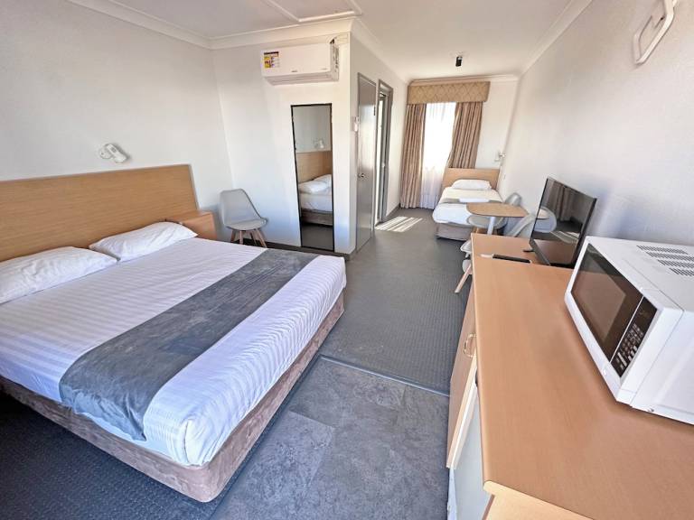Motel  Moree