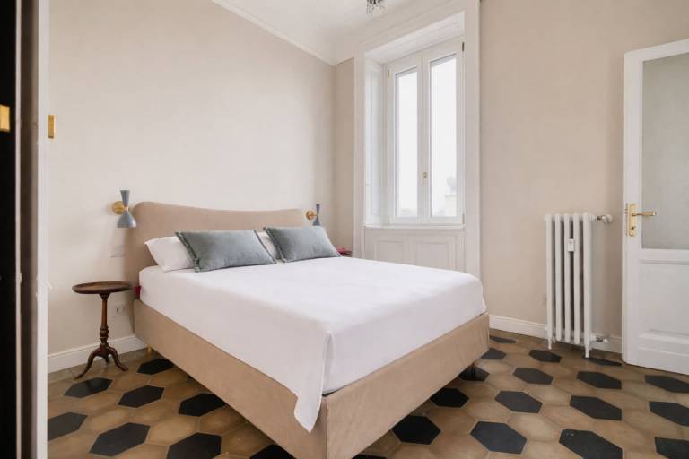 W Bright 2BR near Arco della pace — photo 2