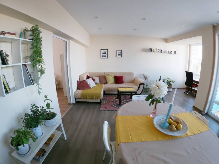 By the CATHEDRAL - TOP center - 2 Bedroom FLAT in Varna