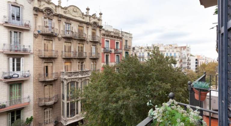 Apartment | Next to Casa Milà | Good for workation | Pets allowed — photo 4