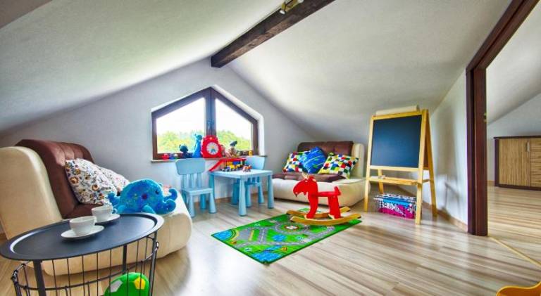 Holiday apartment with barbecue, patio & yard — photo 4