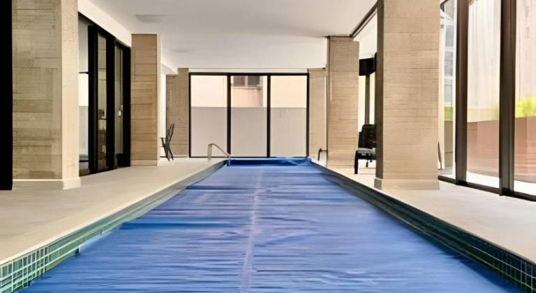 Apartment with pool — photo 3