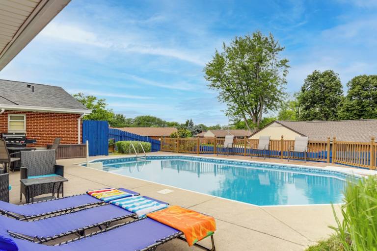 Cottage Centerville