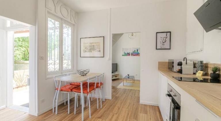 Apartment with 2 rooms for 6 persons — photo 5
