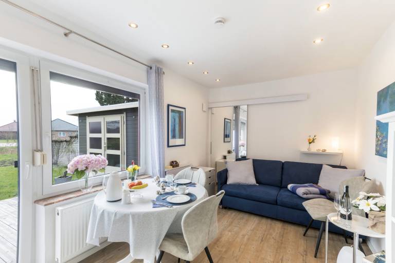 Cosy Holiday Apartment “Am Horumertief” on Dyke with Wi-Fi, Terrace & Garden; Parking Available — photo 2