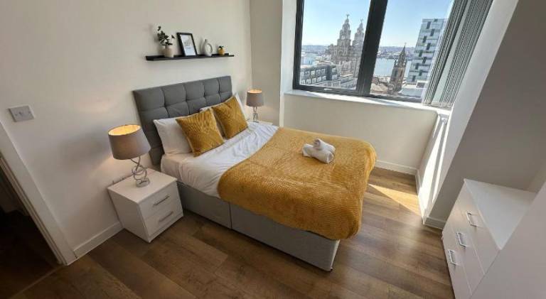 Ample rental apartment | Near Albert Dock | Dogs allowed in Liverpool