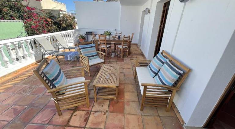 Holiday apartment with grill & terrace — photo 5
