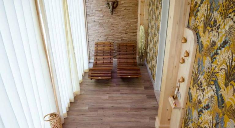 Farm with patio, garden & hot tub — photo 4