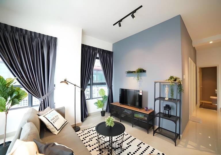 Nice serviced apartment with pool, garden & sauna | Dogs allowed in Kuala Lumpur
