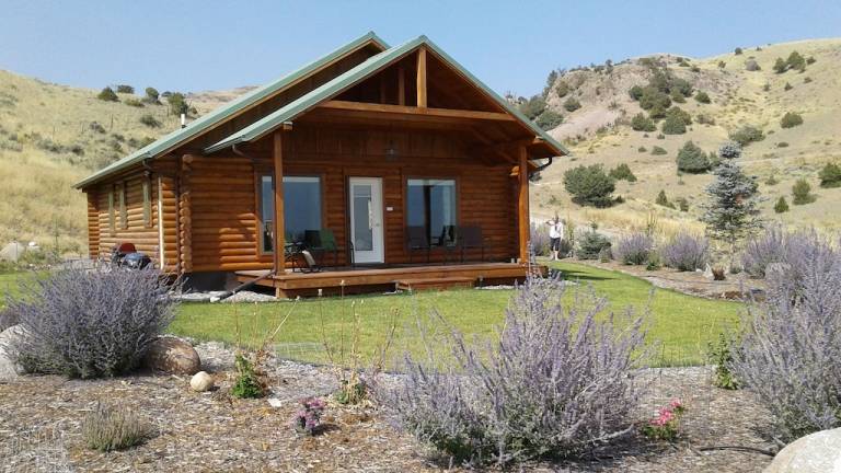 Cabin  Emigrant