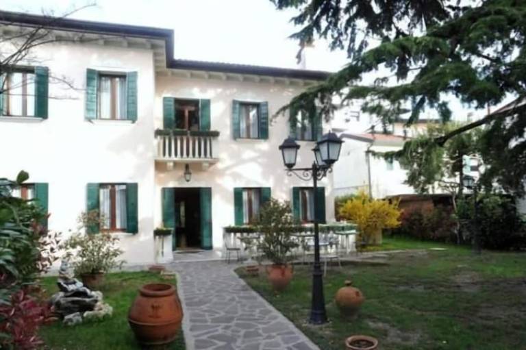 Hus  Venezia Mestre