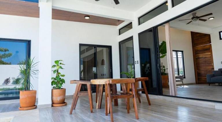 Villa with pool | Pet-friendly — photo 3