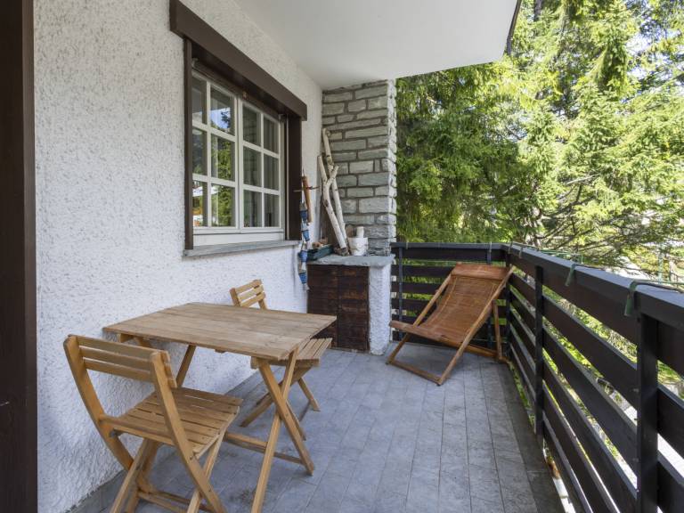 Family-friendly holiday apartment with patio & garden | Mountain view | Next to the ski | Pet-friendly — photo 5