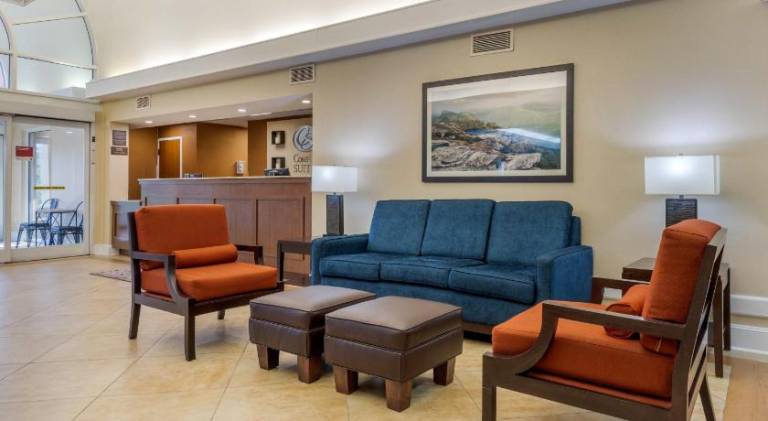 Comfort Suites Gastonia - Charlotte — photo 2