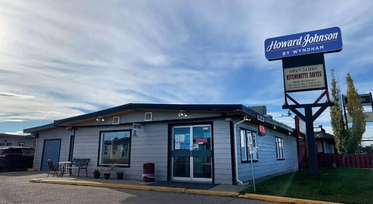 Howard Johnson by Wyndham Grande Prairie — photo 2