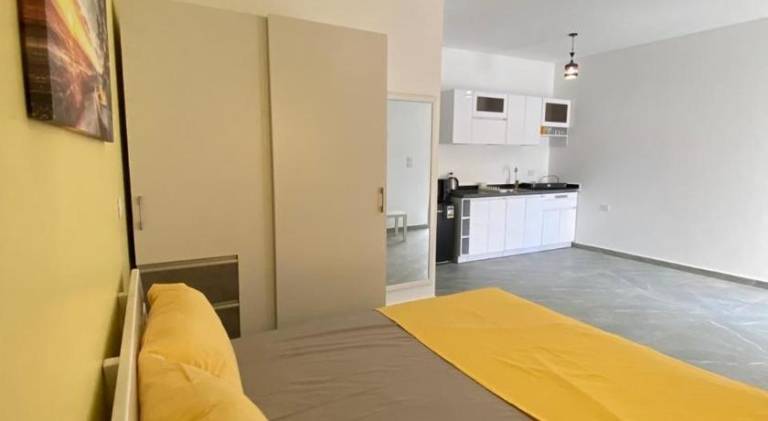 Chalet with yard, BBQ & private pool | Pet-friendly — photo 2