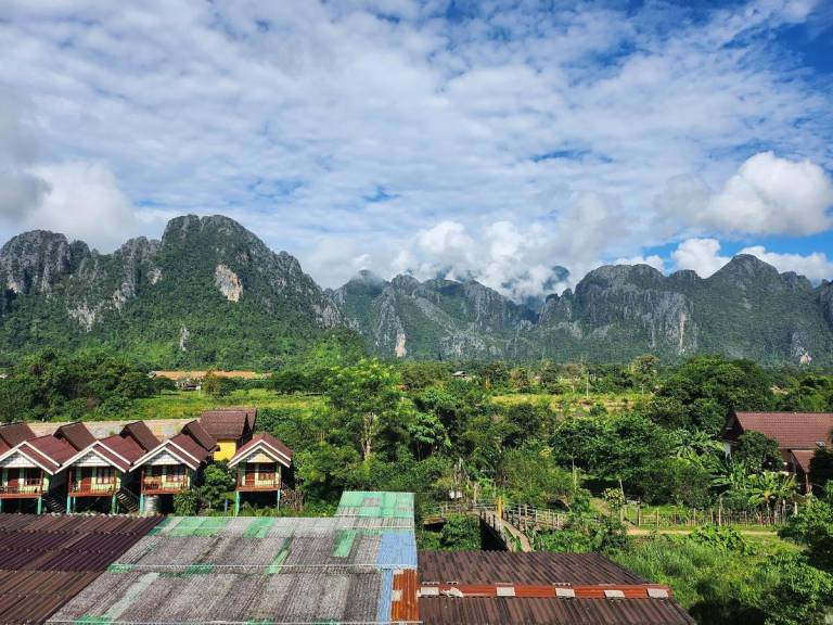 Vang Vieng Sky Mountain Hotel in Vang