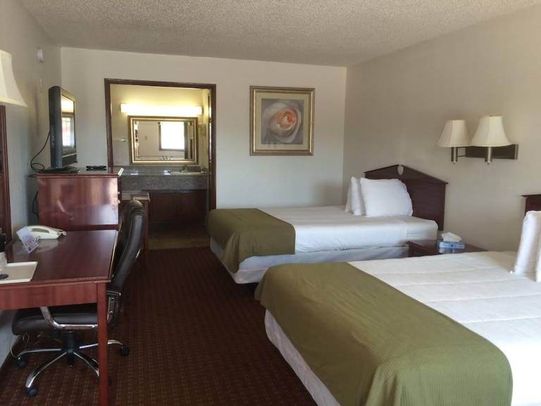 Interstate Motel — photo 4