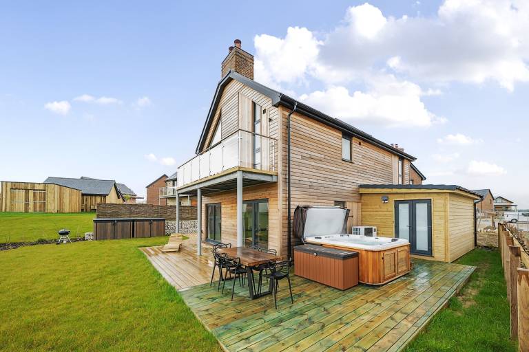 Cottage Crossways