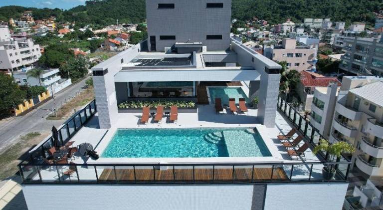 Holiday apartment with pool — photo 5