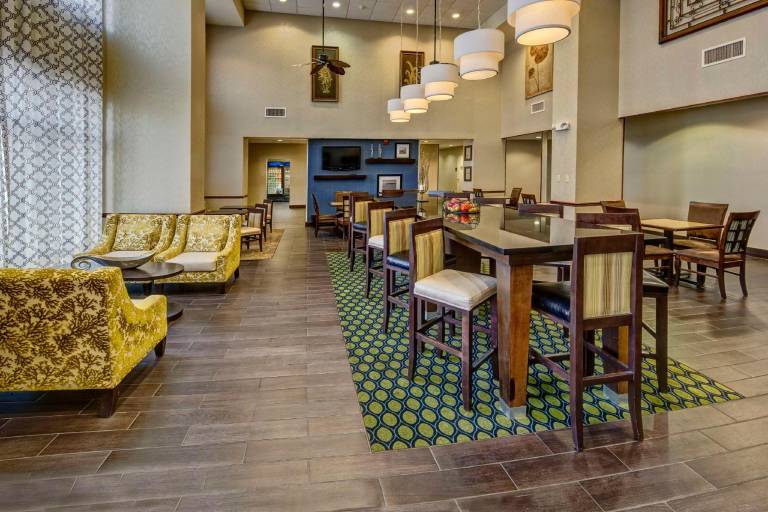 Hampton Inn & Suites Clermont — photo 2