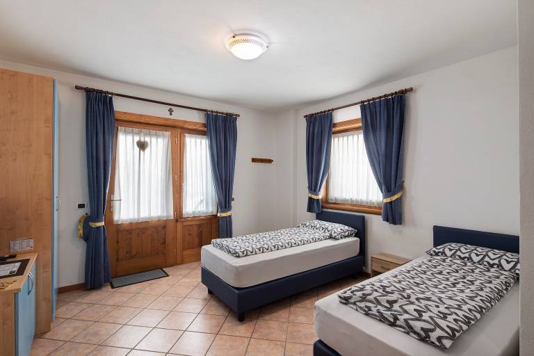 Apartment "Bait del Pont 52B" with Mountain View, Wi-Fi & Garden in Livigno