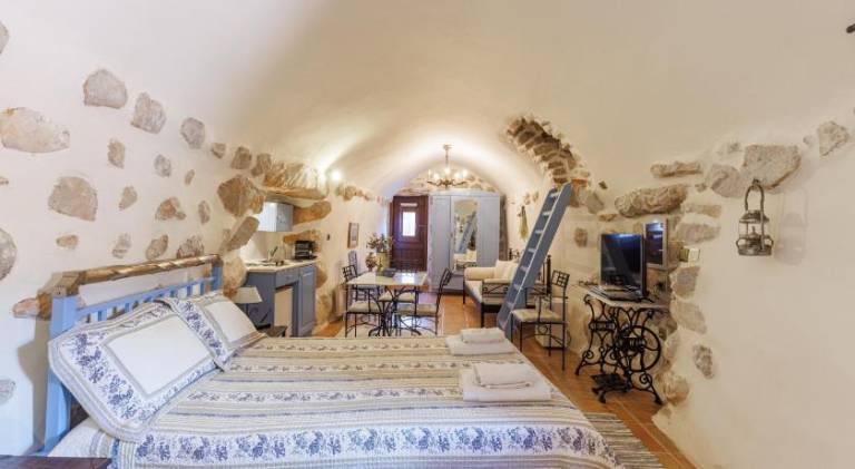 Lovely holiday apartment with yard, terrace & BBQ | Suitable for remote work | Dogs allowed — photo 2