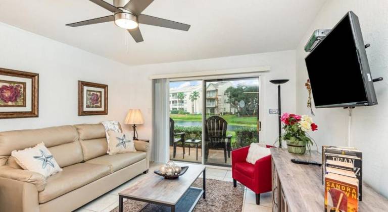 Wonderful apartment with pool | Pets allowed — photo 2