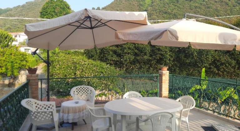 Pleasant vacation home with terrace | Dogs allowed — photo 4