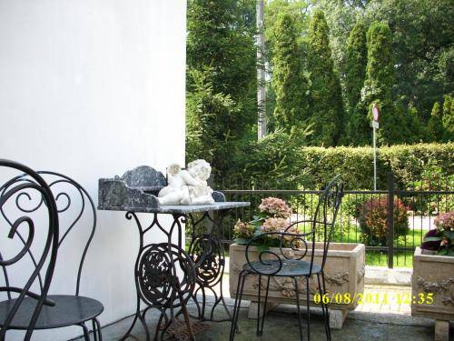 Bed & Breakfast  Barcin