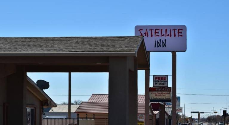 Satellite Inn — photo 4