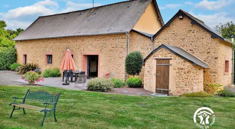 House | Pet-friendly in Mayenne