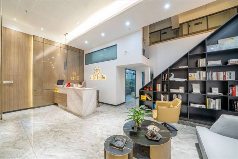 Yunmu International Hotel (Chongqing Jiefangbei Pedestrian Street Store) in Chongqing