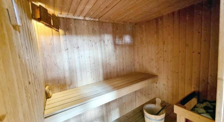 Maple Lodge 11 Hot Tub & Sauna — photo 4