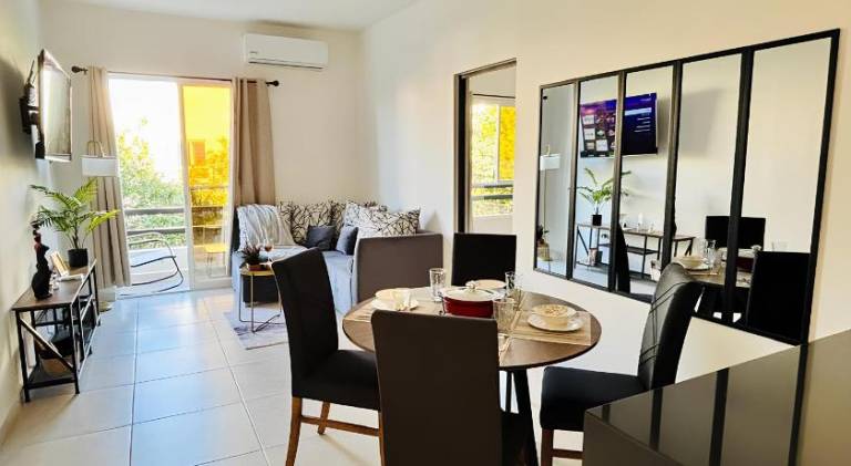 Amplio departamento 3 recamaras con pool ideal familias y grupos AC WiFi in Playa del Carmen