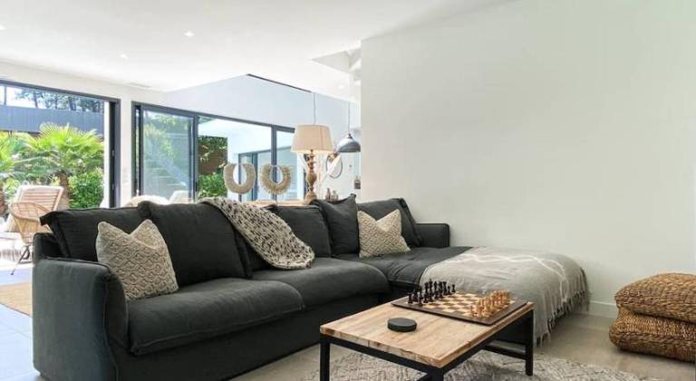 Villa with pool | Next to the beach | Pets allowed — photo 4