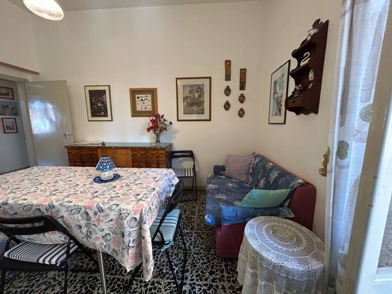 Apartment with terrace — photo 3