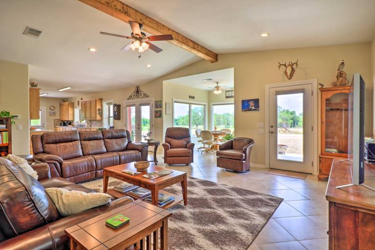 Bertram Ranch Property w/ Patio & Gas Grill! — photo 4