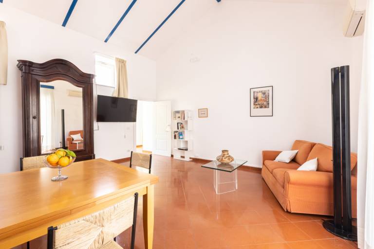 Holiday apartment with terrace — photo 5