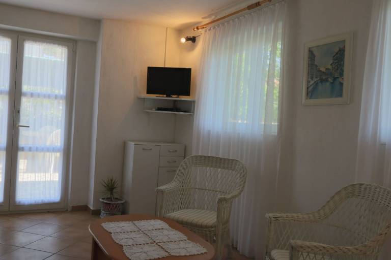 Charming rental apartment with terrace & BBQ | Garden view | Pets allowed — photo 5