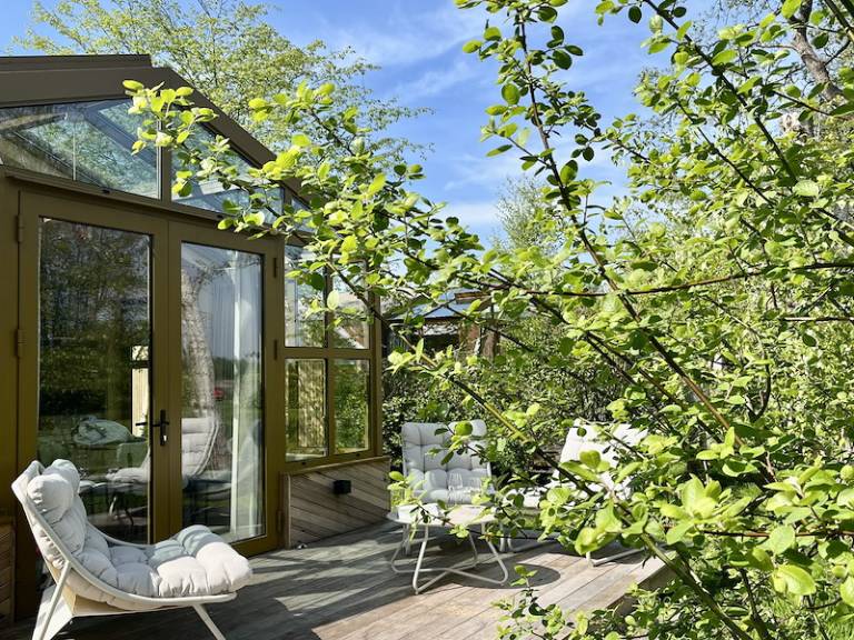 House with yard & terrace — photo 2