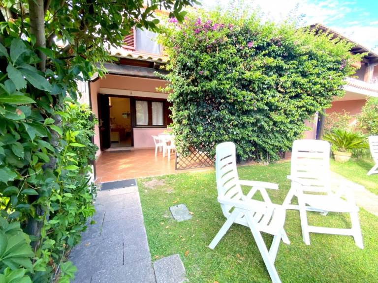Children-friendly holiday apartment with yard | Garden view | Pet-friendly — photo 3