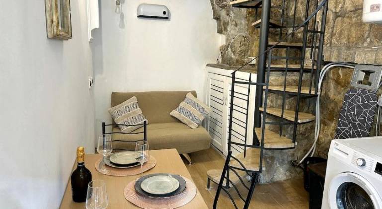 House with patio | Next to Duomo of San Giorgio | Good for workation | Dogs allowed — photo 2