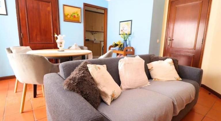 Rental apartment with pool & garden — photo 2
