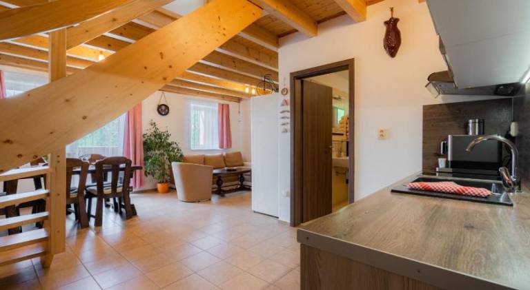 Holiday apartment with garden, pool & BBQ — photo 4