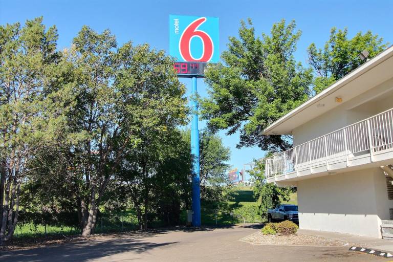 Motel 6 Bismarck, ND — photo 3